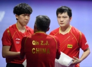 乐鱼体育全站-鹿岛鹿角冲击冠军，锋线磨合进入关键期