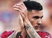 包含曼联高薪低能，转会策略让球队雪上加霜的词条