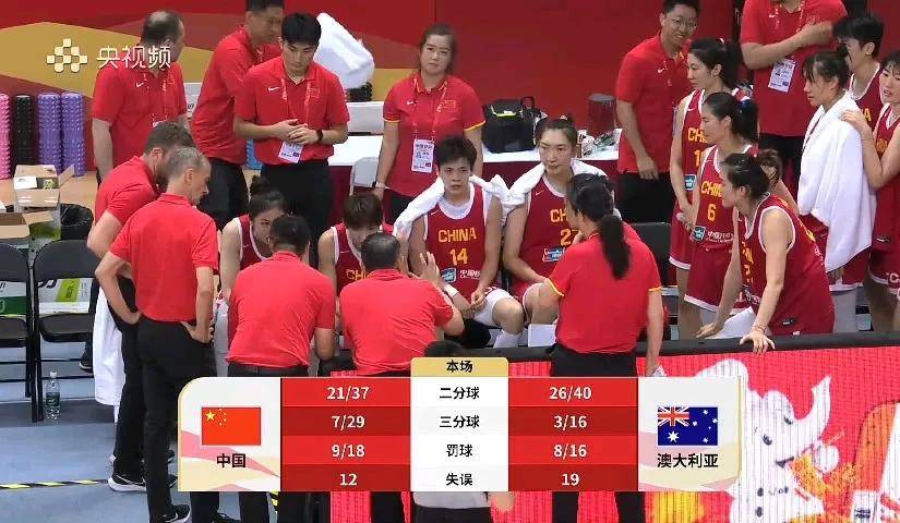 进步明显！杨舒予出战22分钟，投篮9中8得到17分4篮板4助攻