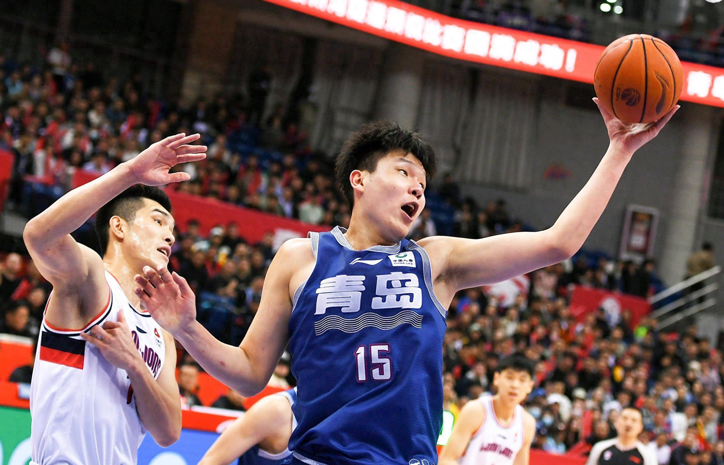 杨瀚森8+8+5+3篮板创新高开拓者击败火箭的简单介绍