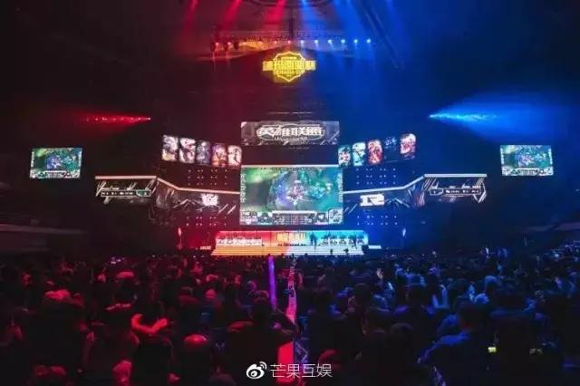 金鹰特攻在英雄联盟赛事中打出教科书般团战，成为当日焦点