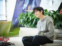 刀塔焦点战：金鹰特攻对战暗影军团，血洗全场，成为当日焦点的简单介绍