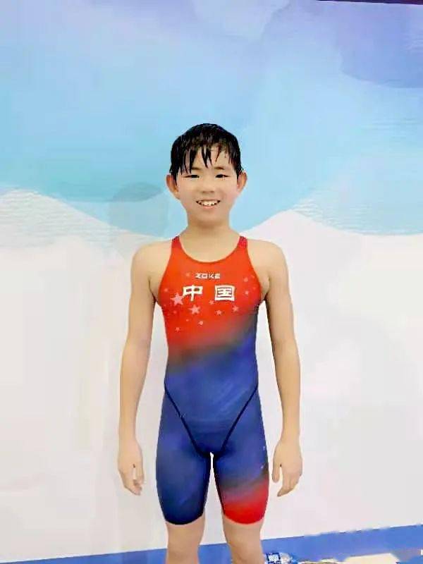 澳大利亚游泳传奇再现，连夺多项金牌的简单介绍