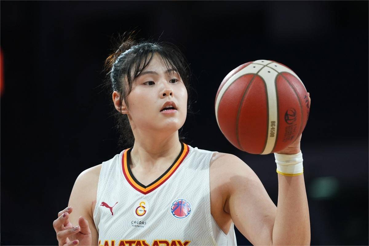 19分12篮板！李月汝取得WNBA生涯首次两双
